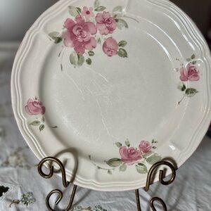 Gibson Roseland Floral Dinner Plate